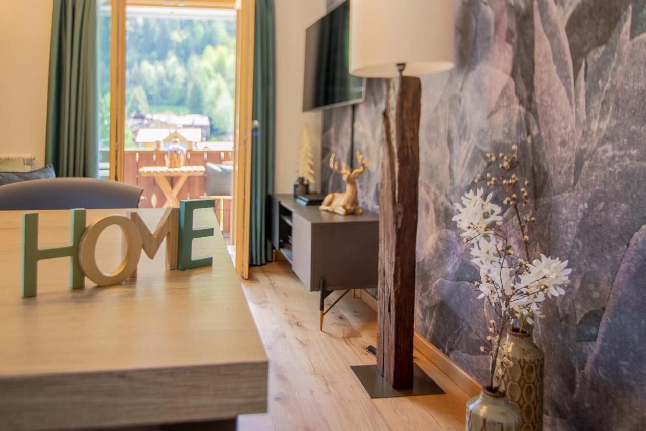 Suite Italy Pinzolo Due Giustino Екстериор снимка