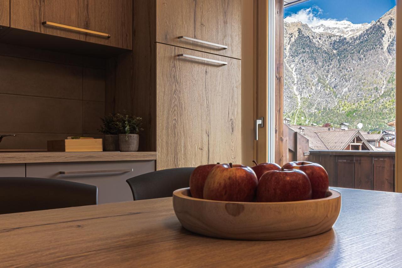 Suite Italy Pinzolo Due Giustino Екстериор снимка