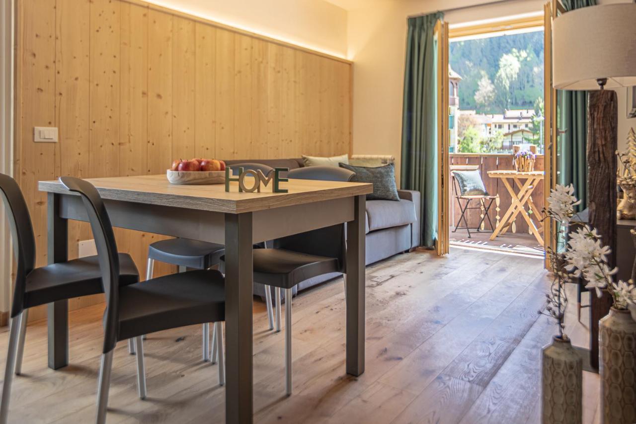 Suite Italy Pinzolo Due Giustino Екстериор снимка
