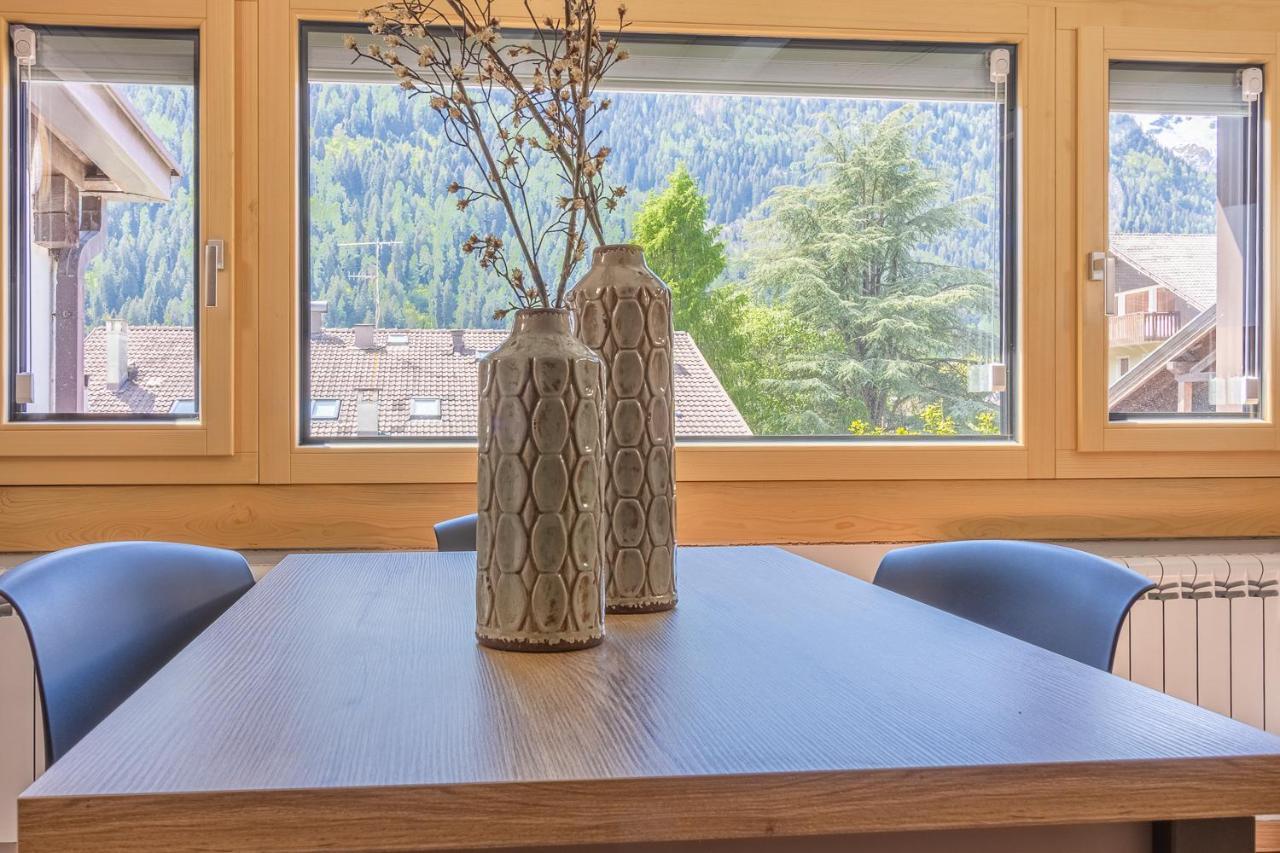 Suite Italy Pinzolo Due Giustino Екстериор снимка