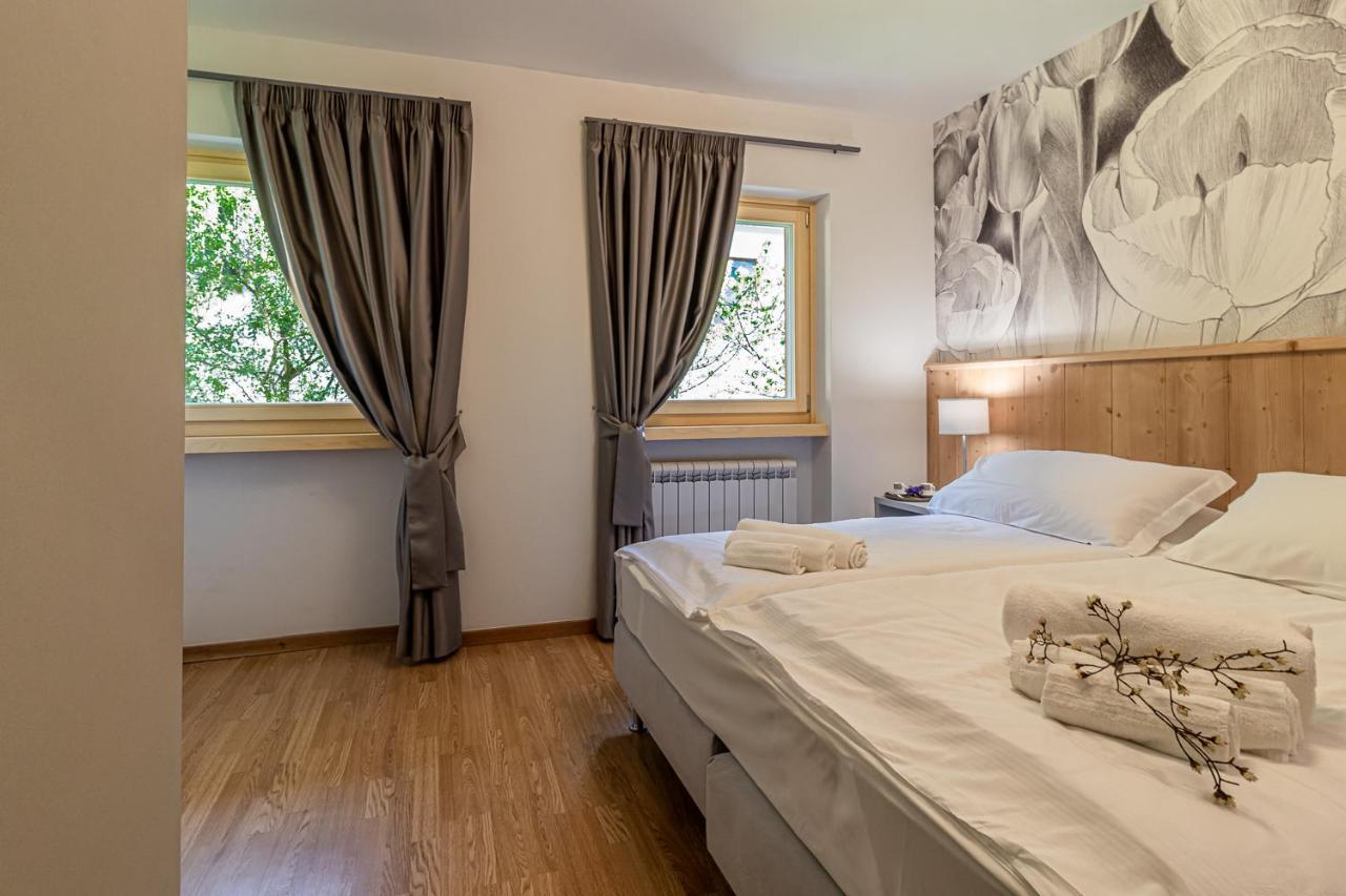 Suite Italy Pinzolo Due Giustino Екстериор снимка