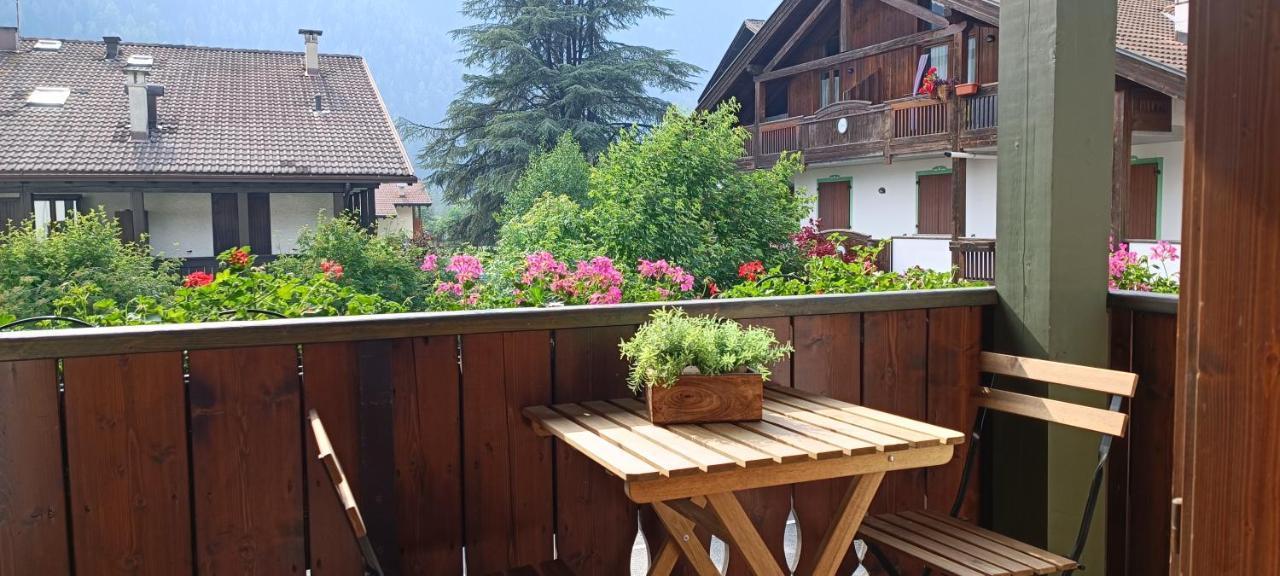 Suite Italy Pinzolo Due Giustino Екстериор снимка